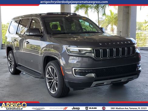 Used 2022 Jeep Wagoneer Series II w/ Premium Group I image 1