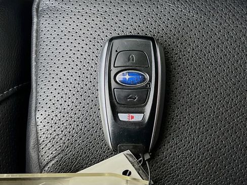 Used 2024 Subaru Ascent Limited image 31