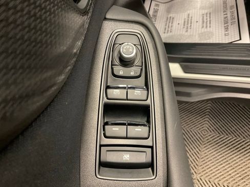 Used 2025 Subaru Outback Premium AWD/4WD image 20