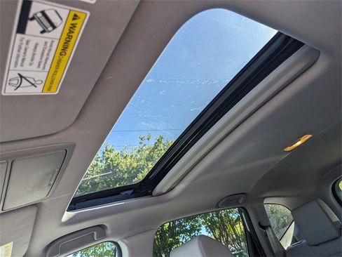 Used 2017 Honda CR-V EX-L image 20