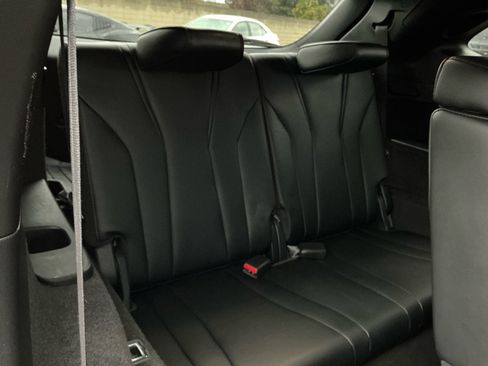 Used 2022 Acura MDX A-Spec image 30