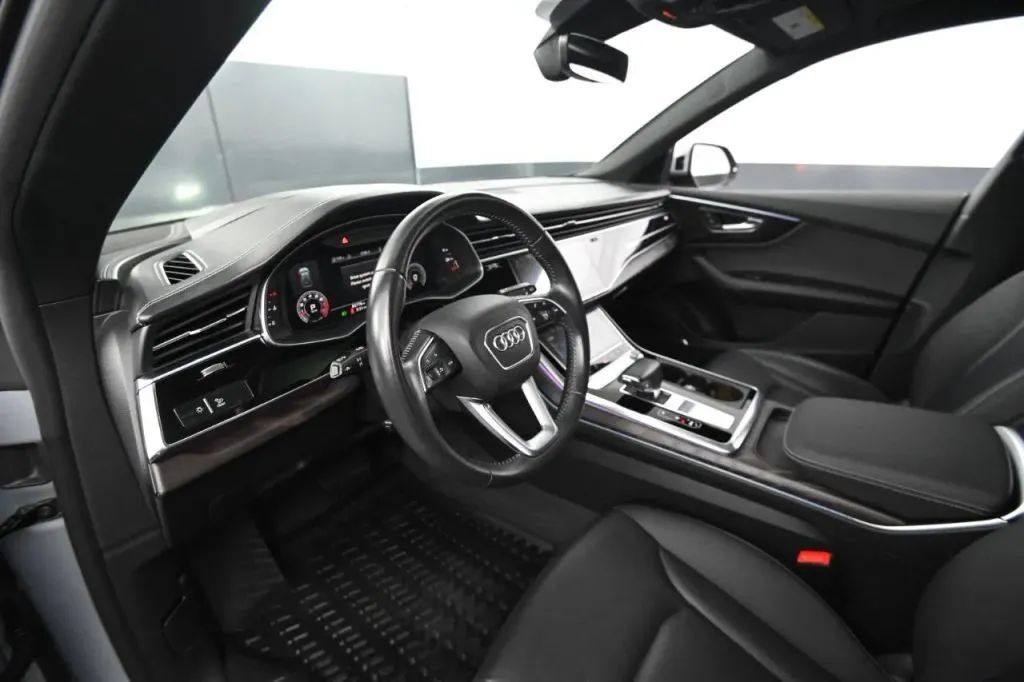 Used 2019 Audi Q8 Prestige AWD/4WD image 38