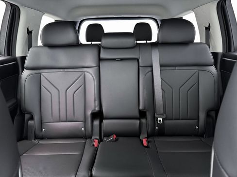 New 2026 Hyundai Santa Fe SEL image 16