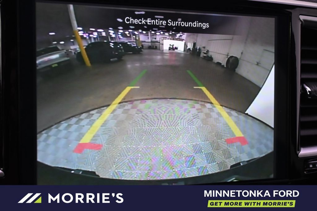 Used 2026 Chrysler Pacifica Select FWD image 31