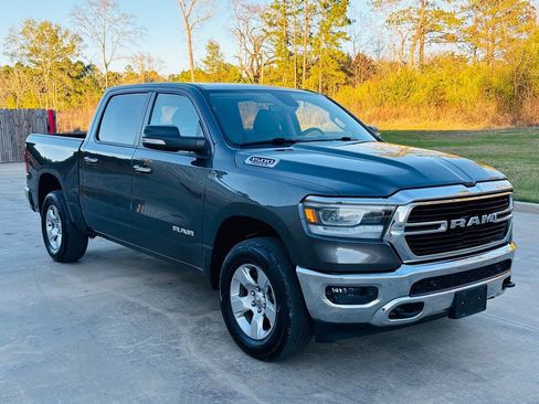 Used 2020 RAM 1500 Big Horn image 3