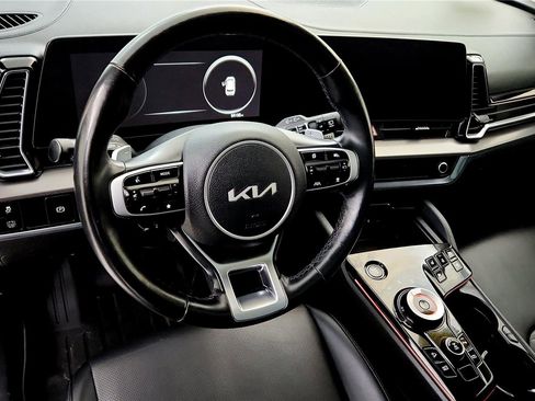 Used 2023 Kia Sportage SX Prestige image 25