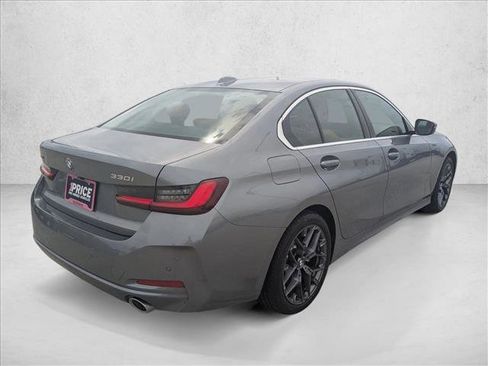 Used 2026 BMW 330i xDrive Sedan AWD/4WD image 5