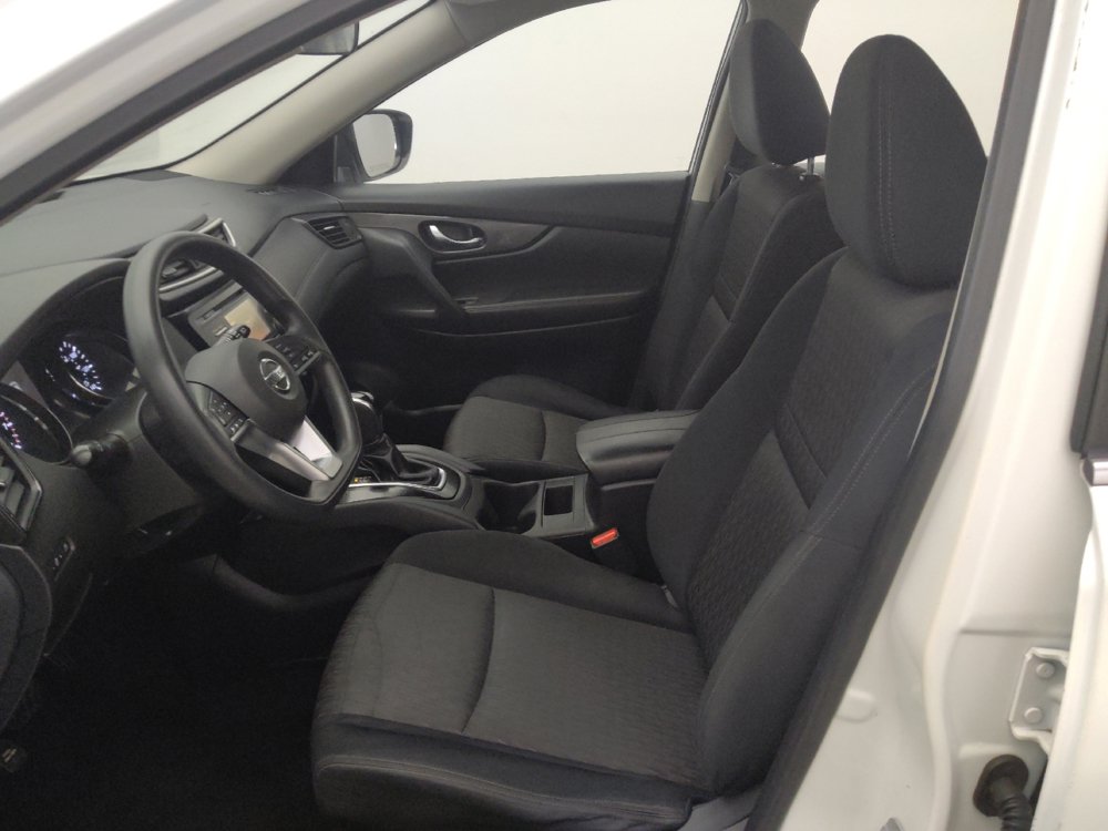 Used 2017 Nissan Rogue S AWD/4WD image 17