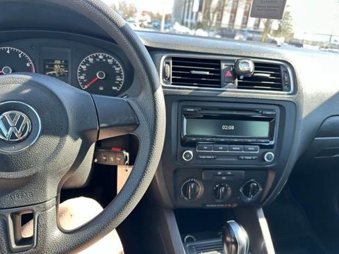 Used 2014 Volkswagen Jetta S image 33