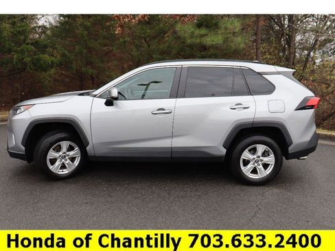 Used 2021 Toyota RAV4 XLE image 4