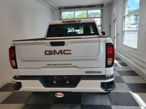 Used 2024 GMC Sierra 1500 Elevation AWD/4WD image 4