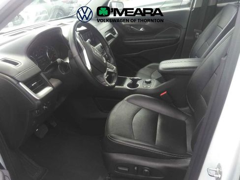 Used 2024 GMC Terrain SLT AWD/4WD image 5