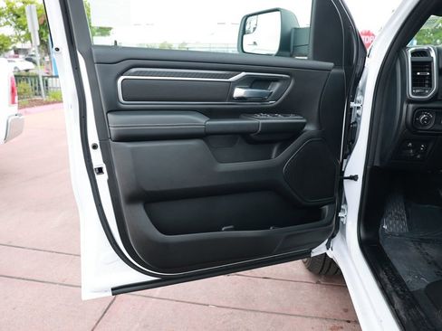 New 2026 RAM 1500 4x4 Crew Cab image 13