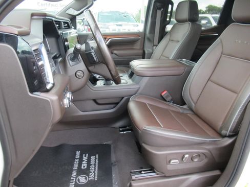 Used 2023 GMC Sierra 1500 Denali w/ Denali Reserve Package AWD/4WD image 19