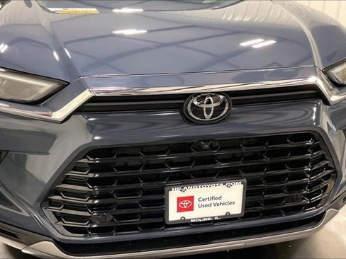 Certified 2024 Toyota Grand Highlander AWD image 32