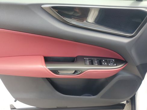 Used 2024 Lexus NX 250 FWD w/ Towing Package (2000 Lbs) image 18