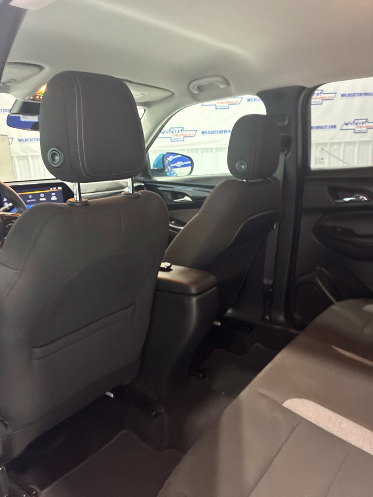 Used 2025 Chevrolet TrailBlazer LT AWD/4WD image 29