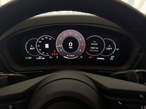 Certified 2025 Porsche Cayenne Coupe image 21