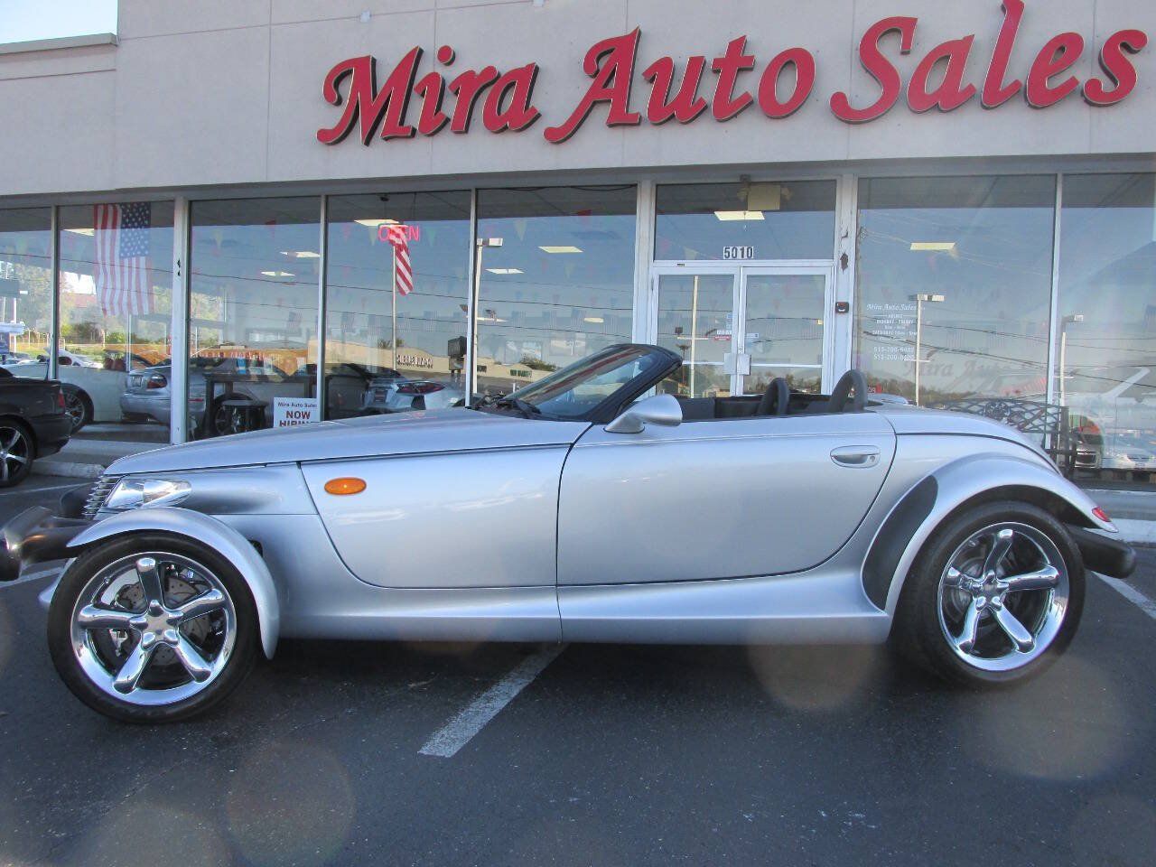 Used 2002 Chrysler Prowler RWD image 5