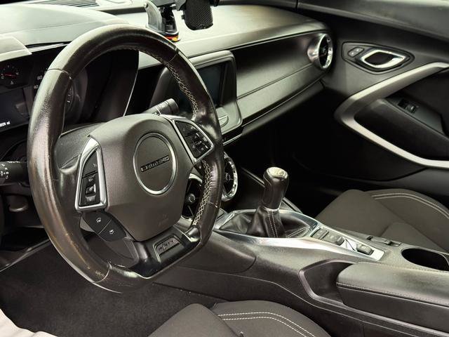Used 2017 Chevrolet Camaro LT RWD image 15