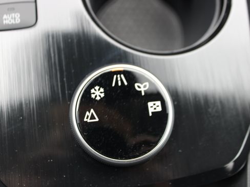 Certified 2023 Nissan Rogue S AWD/4WD image 15