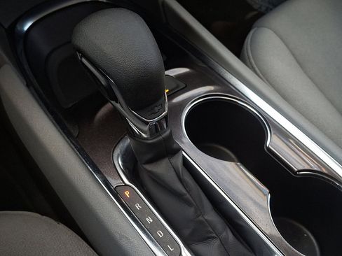 Used 2024 Chevrolet Malibu LT image 30