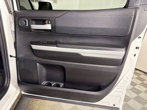 Used 2021 Toyota Tundra SR5 w/ SR5 Leather Package RWD image 16