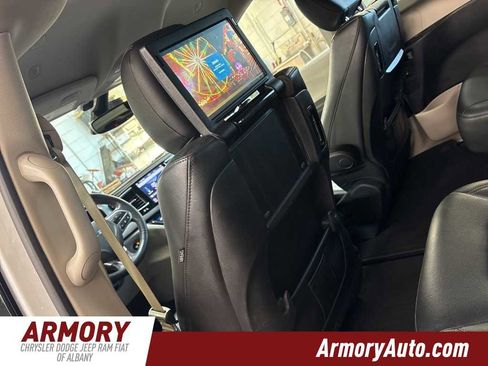 Used 2020 Chrysler Pacifica Touring-L Plus image 26