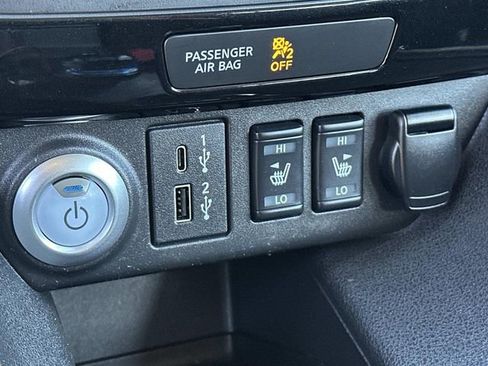 Used 2023 Nissan Leaf SV Plus image 19