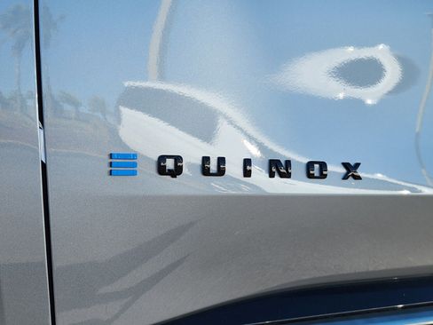 New 2026 Chevrolet Equinox EV RS image 5