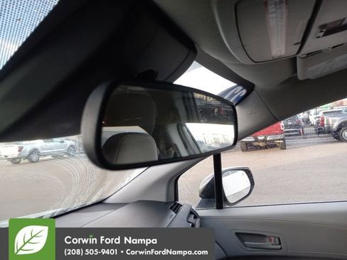 Used 2022 Toyota Sienna LE image 20