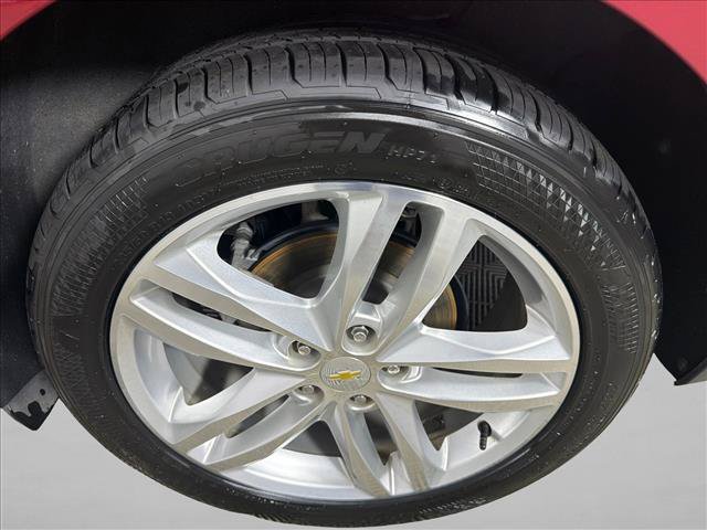 Used 2018 Chevrolet Equinox Premier FWD image 22