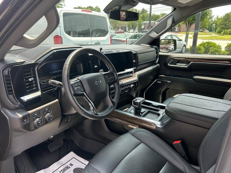Used 2023 Chevrolet Silverado 1500 RST w/ Convenience Package II AWD/4WD image 10