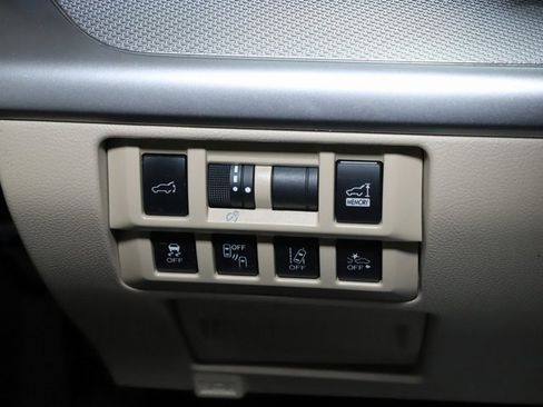 Used 2019 Subaru Outback 2.5i Premium image 30