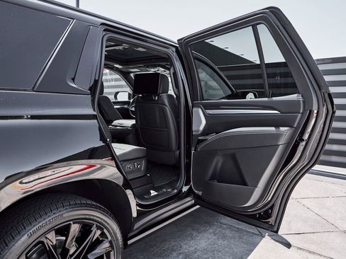 Used 2026 Cadillac Escalade V AWD/4WD image 32