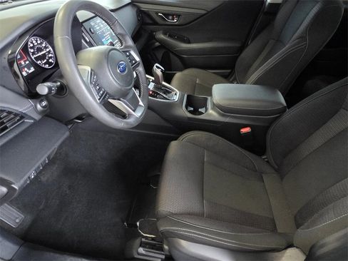 Used 2024 Subaru Outback Premium image 8