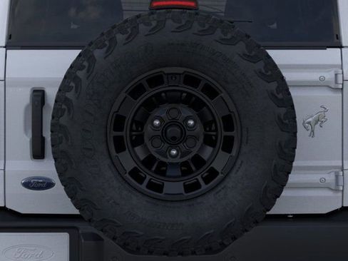 New 2026 Ford Bronco Outer Banks image 24