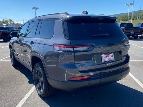 New 2025 Jeep Grand Cherokee L Limited w/ Luxury Tech Group II image 5