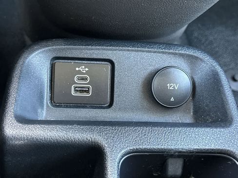 Used 2023 Ford Transit Connect XL FWD image 16