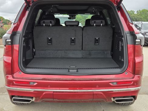 New 2026 Buick Enclave Avenir w/ Super Cruise Package FWD image 6