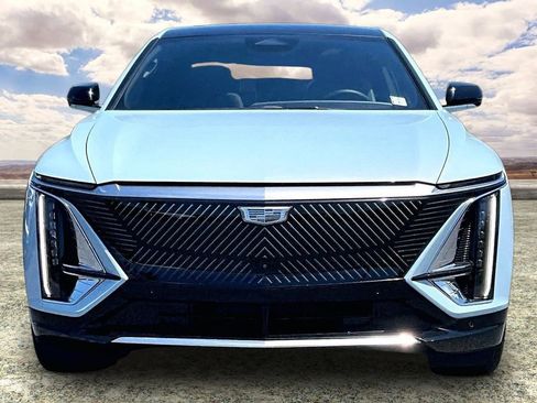 Certified 2024 Cadillac Lyriq Tech w/ Driver Assist Package AWD/4WD image 2