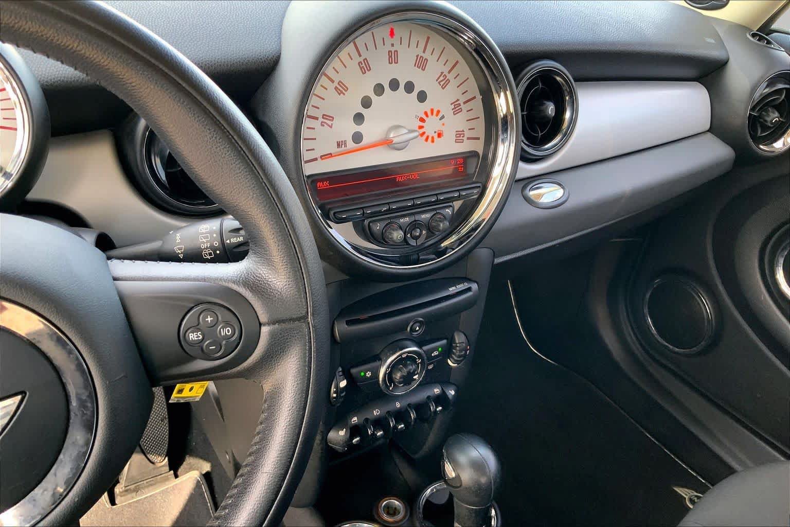 Used 2012 MINI Cooper Hardtop FWD image 6