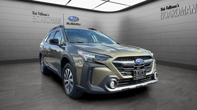 Used 2024 Subaru Outback Premium AWD/4WD image 2