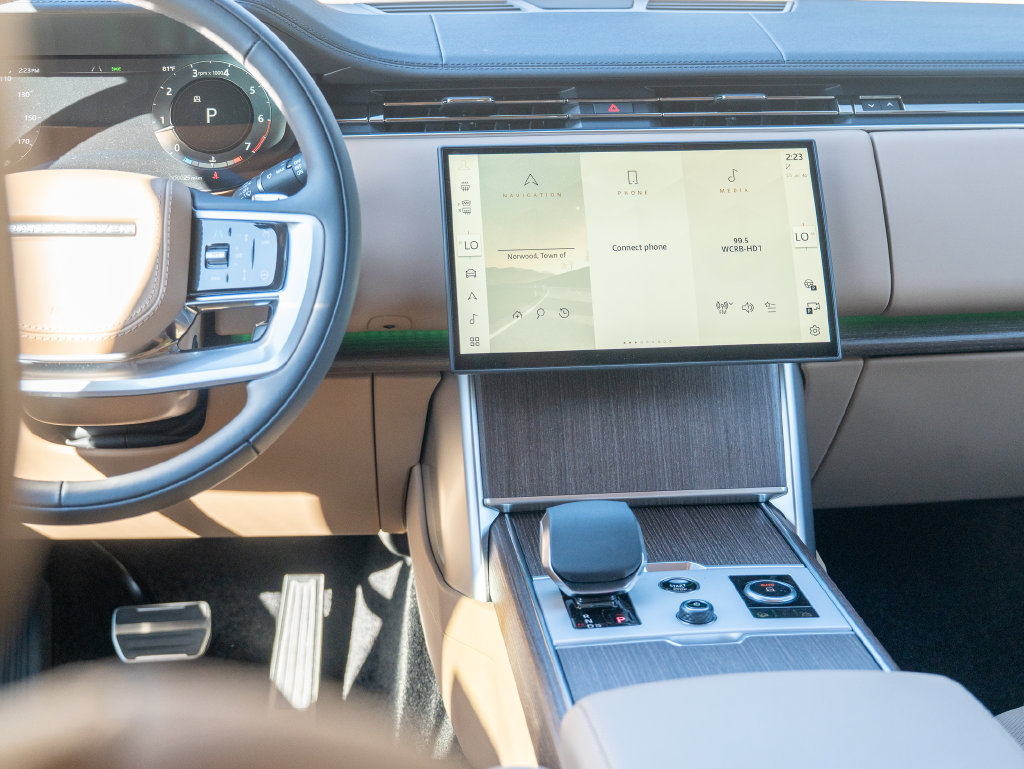 New 2027 Land Rover Range Rover Long Wheelbase SE AWD/4WD image 20