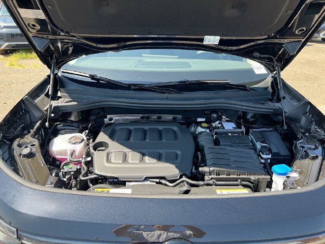 New 2025 Volkswagen Tiguan S FWD image 29