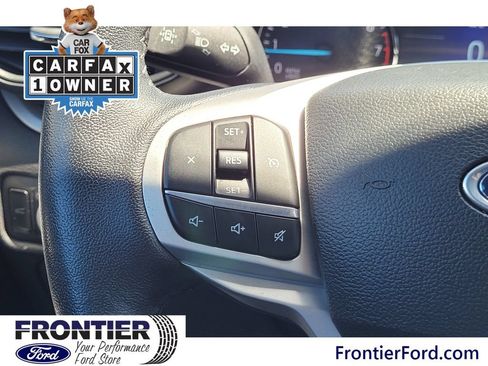 Used 2023 Ford Explorer XLT RWD image 16