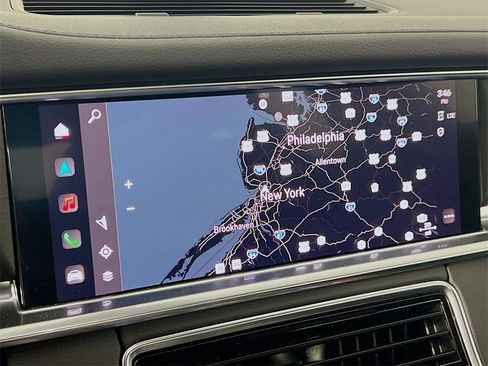 Certified 2023 Porsche Panamera 4 image 16