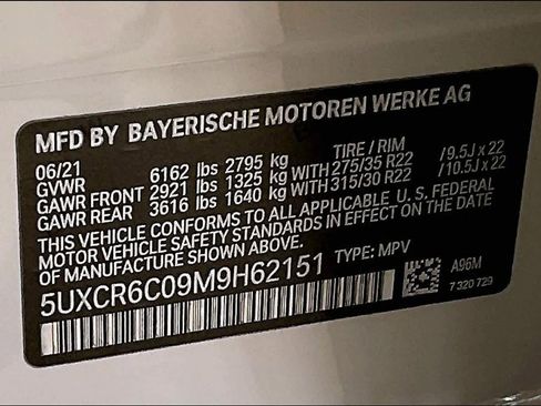 Used 2021 BMW X5 xDrive40i w/ M Sport Package image 32