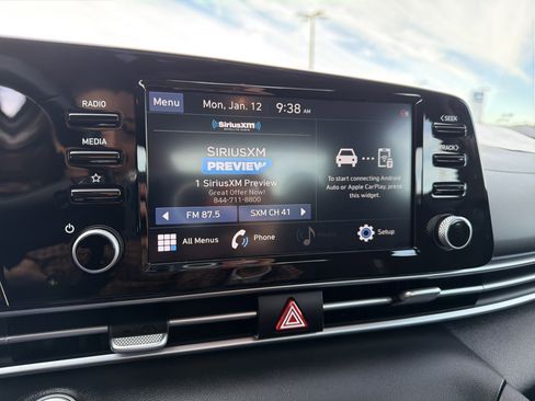 Used 2022 Hyundai Elantra SEL w/ Convenience + Premium Package image 15