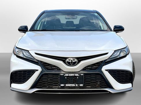 Used 2022 Toyota Camry XSE image 3